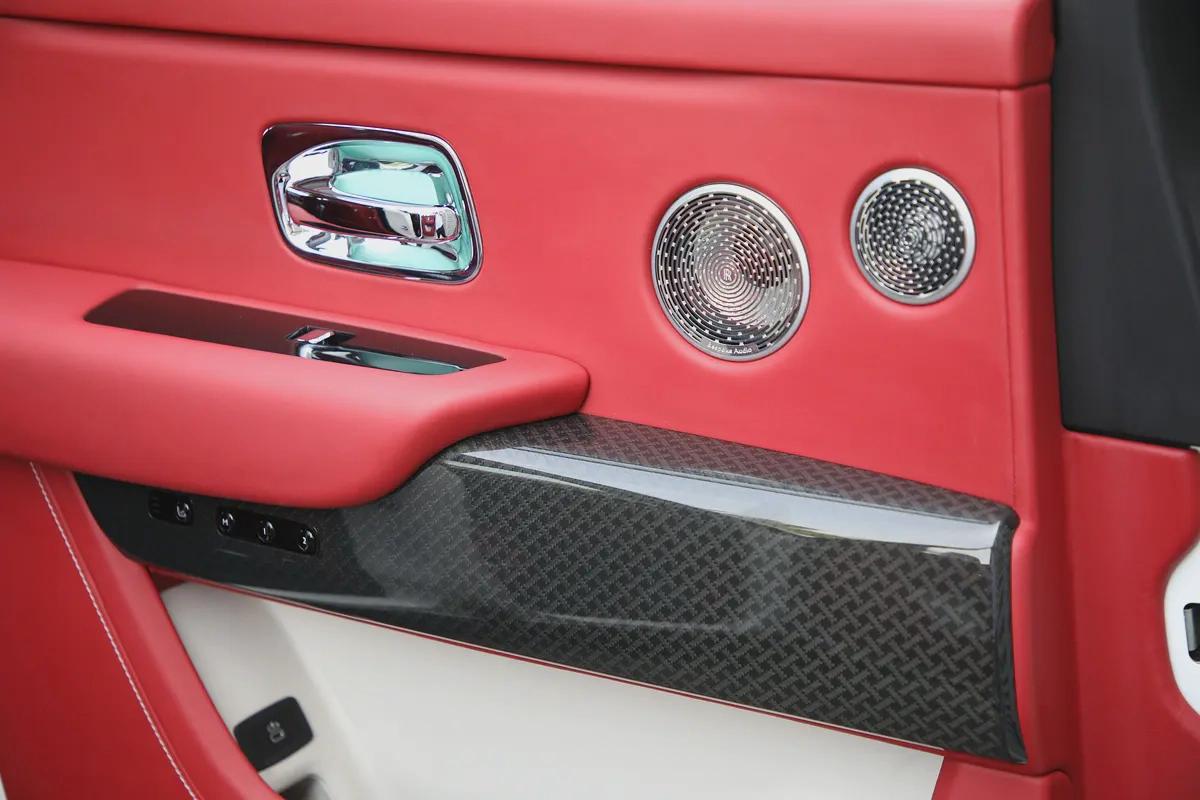 ROLLS ROYCE CULLINAN BLACK BADGE 2020 - FULLY LOADED - AMAZING CONDITION-15-15