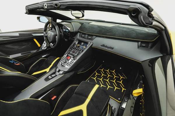 2020 LAMBORGHINI AVENTADOR SVJ ROADSTER LP 770