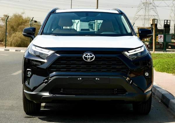 TOYOTA RAV4 XLE HYBRID