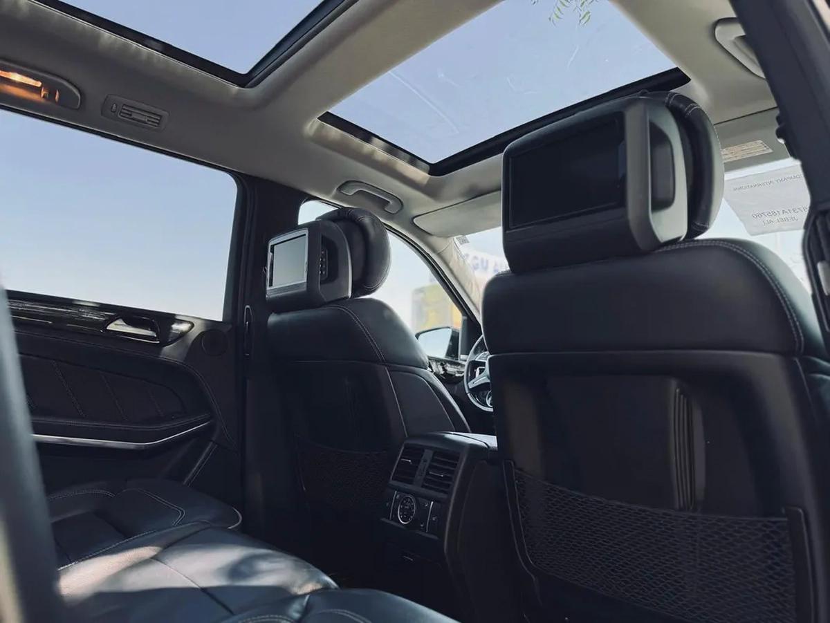 Mercedes-Benz GL 550 4Matic 2013 - Japanese Specs - Clean Title - Fresh Japan Import-12-12
