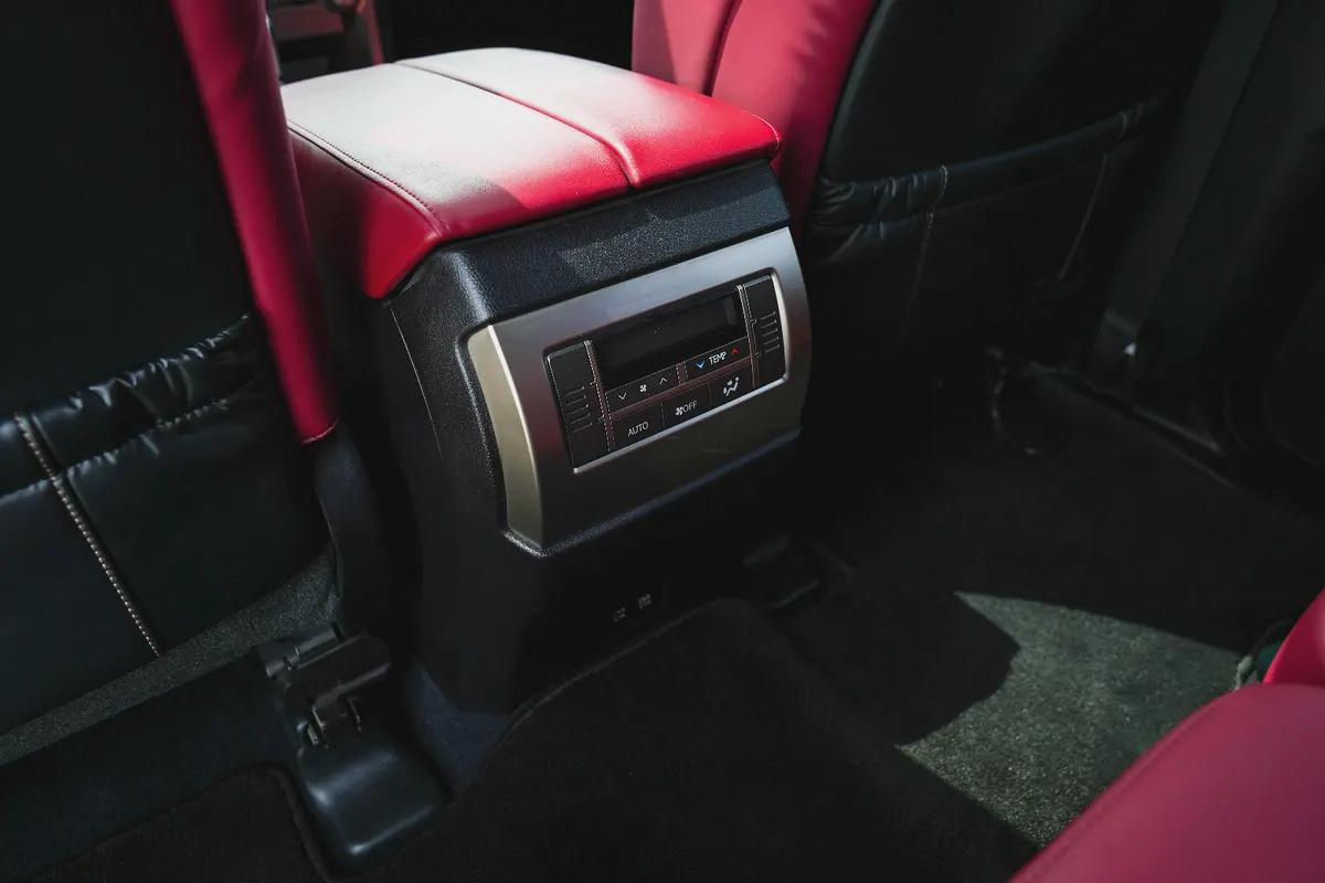 LEXUS GX 460 PREMIER 2021!! GCC SPECS!! LOW MILEAGE-10-10