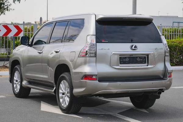 LEXUS GX 460 PREMIER 2021!! GCC SPECS!! LOW MILEAGE