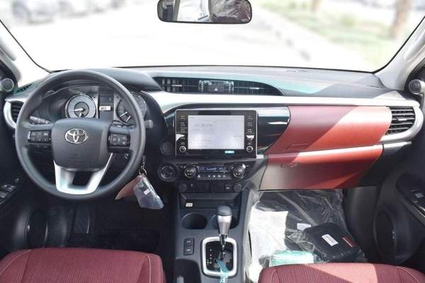 Toyota Hilux Toyota hilux 2.7L petrol MY2025 for export only