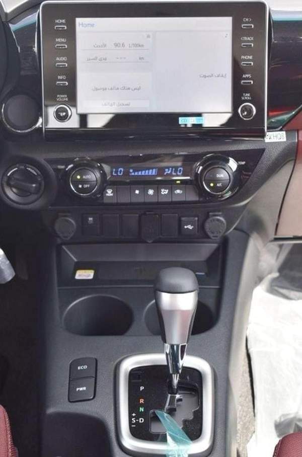 Toyota Hilux Toyota hilux 2.7L petrol MY2025 for export only