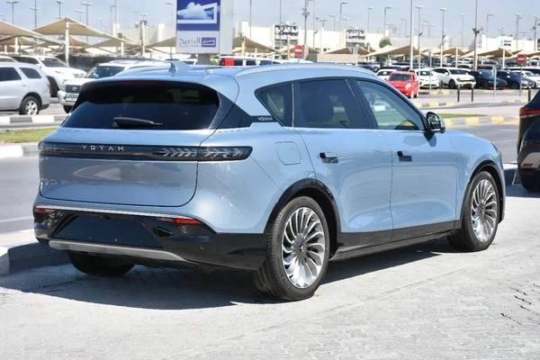 NEW LANTU FREE PHEV 2022 | SILVER