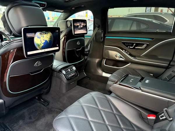 Mercedes S580 Maybach