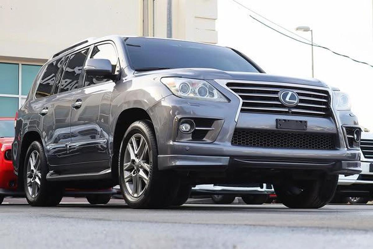LEXUS LX570 2014 Full Option-3-3