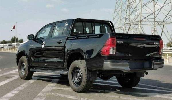 Toyota Hilux Toyota hilux 2.4L diesel mid options MY2025