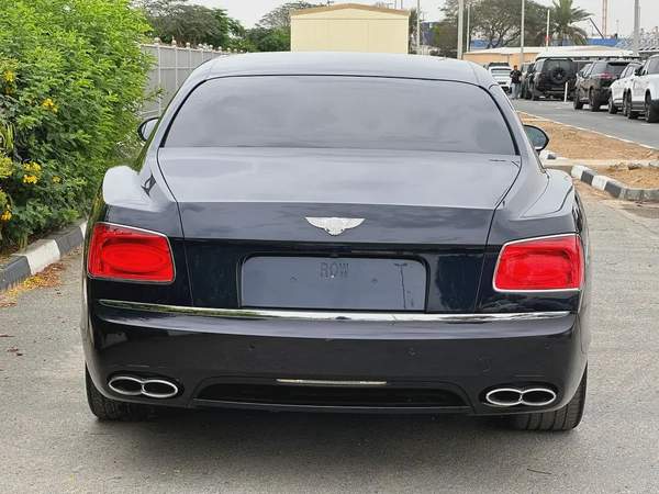 Bentley Flying Spur 2015 - GCC Specs