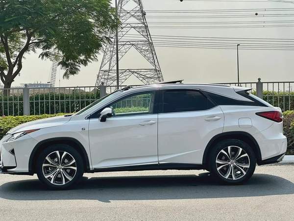 2100/-AED EMI RX-350 FSPORT 2017 4X4 ||GCC Specs||V Shape ||Agency Maintained