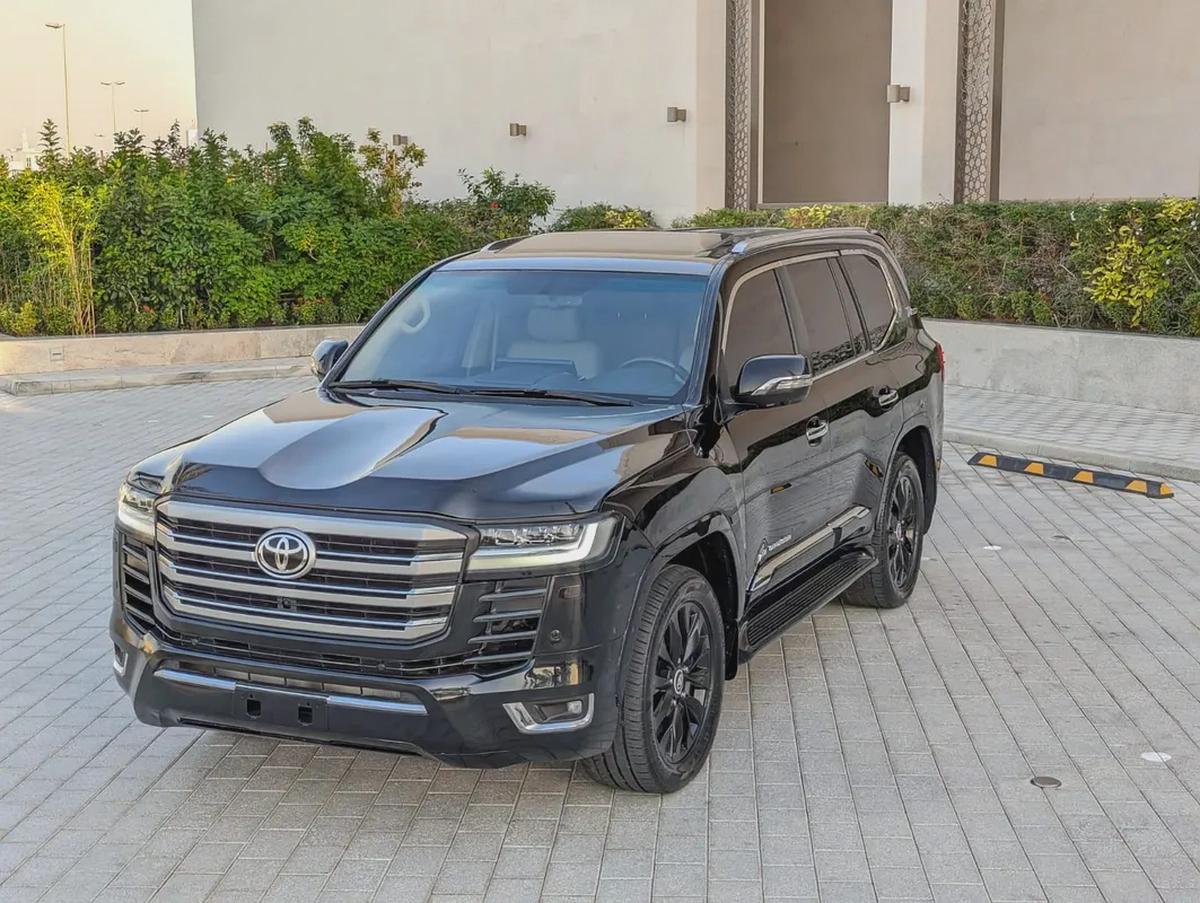 TOYOTA LAND CRUISER 2008 FACELIFTED 2025 VXR V8 FULL OPTION GCC IN EXCELLENT CONDITION-1-1