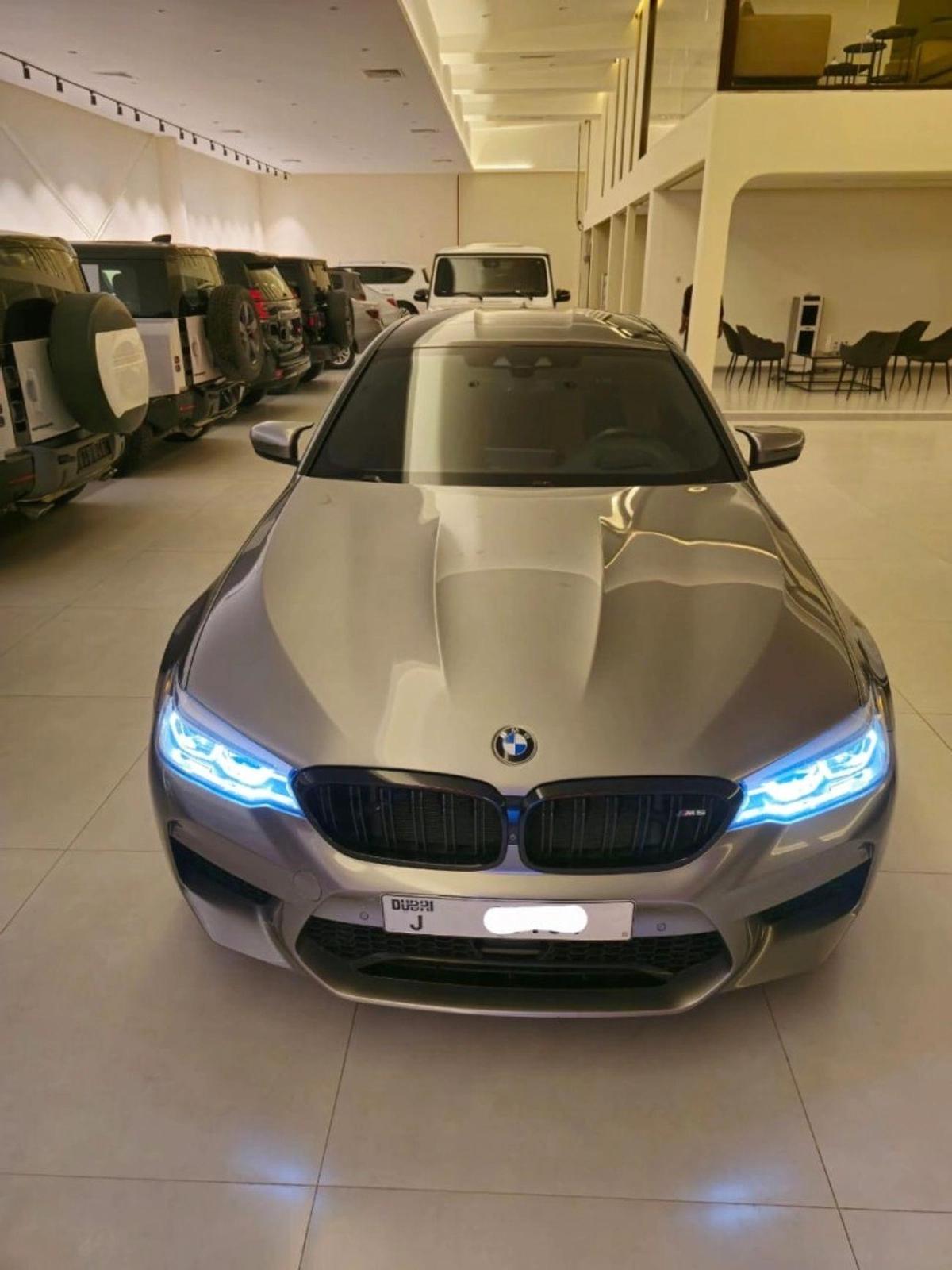 BMW M5 Std Full Service H-0-0