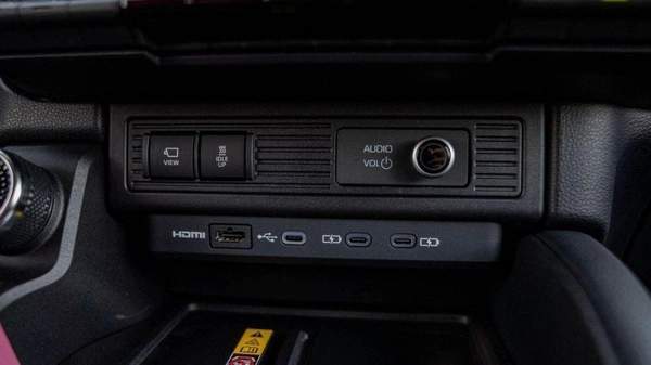 Toyota Prado TOYOTA PRADO 250 2.8D AT FIRST EDITION MY2025 – BLUE & GREY ROOF