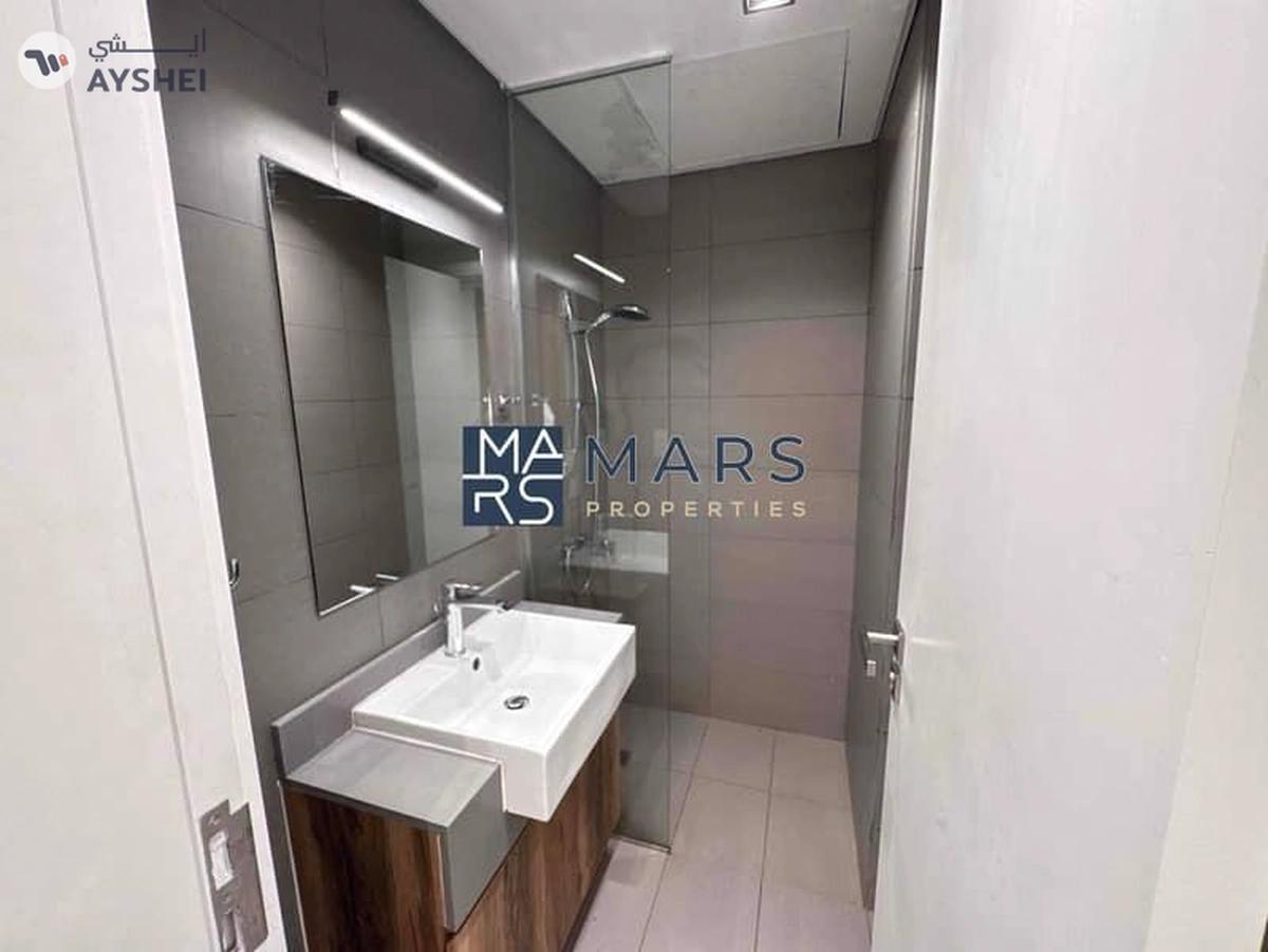 Spacious studio apartment with kitchen appliances and all facilities in Al Mamsha available-26-26