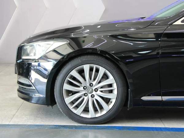 2016 - Hyundai Genesis Royal 5.0L V8