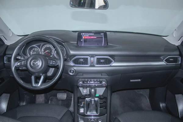 1 YR / 20,000 KM WARRANTY | 2.5 L | GCC | AED 1200 PM