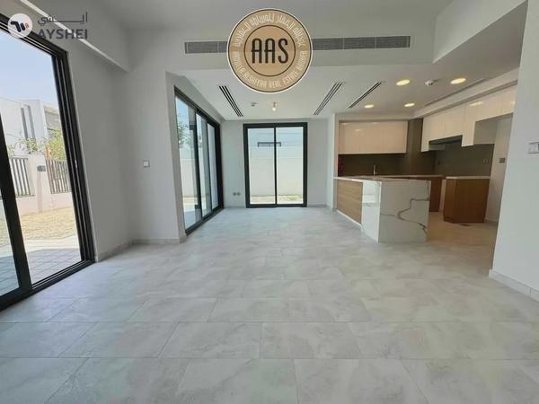 Limited Time Offer! 4BR Townhouse Villa Available For Rent in Villanova