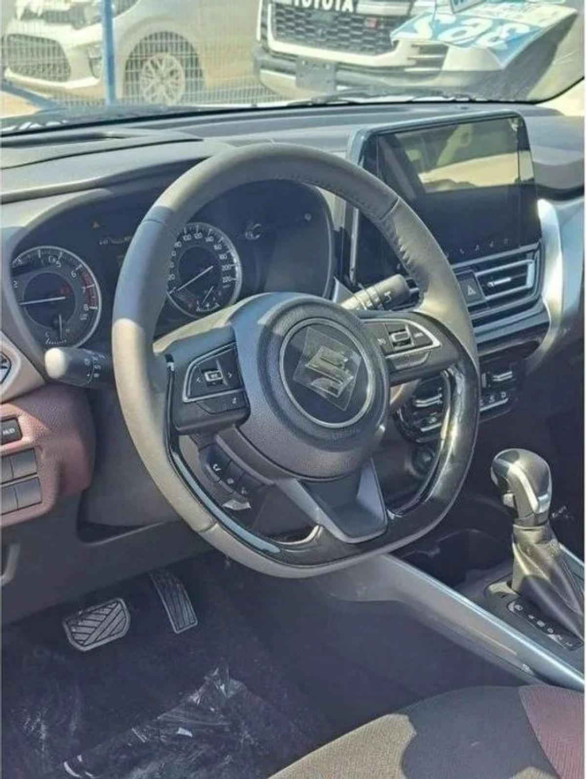 Suzuki Fronx GLX 1.5L-3-3