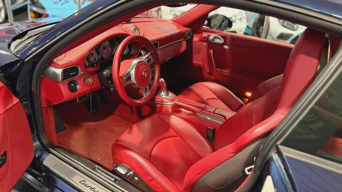 PORSCHE TURBO S 997, MINT CONDITION-2-2