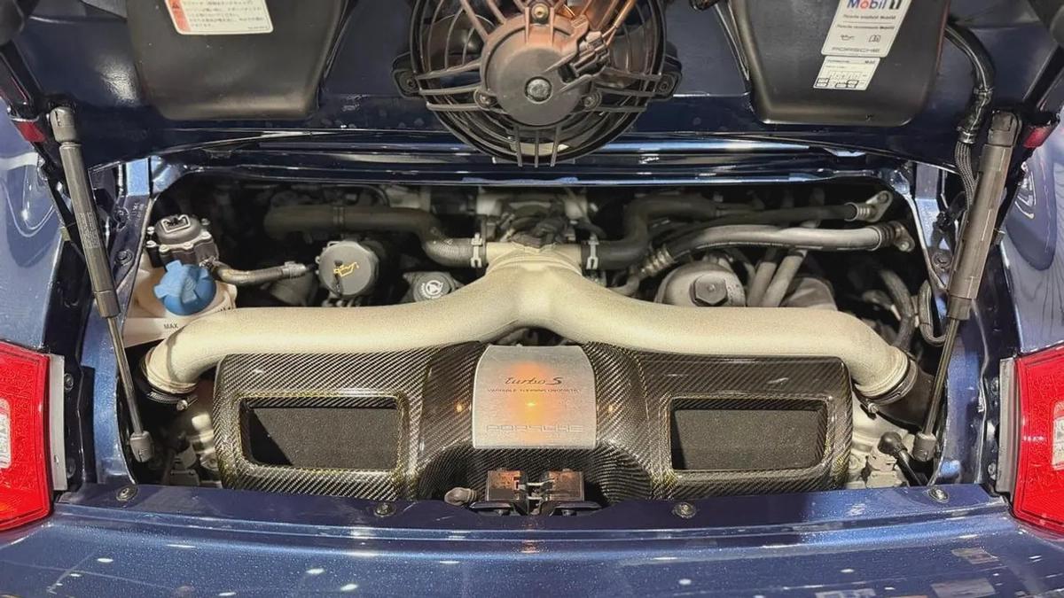 PORSCHE TURBO S 997, MINT CONDITION-5-5