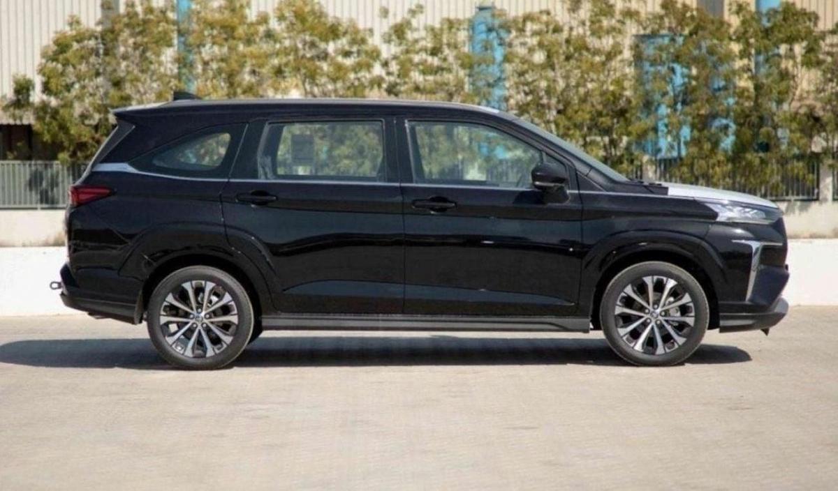 Toyota Veloz Toyota Veloz 2025 Toyota Veloz V 1.5 - Black inside Black-2-2