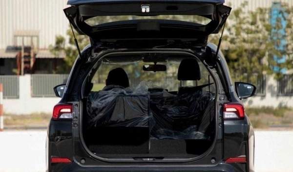 Toyota Veloz Toyota Veloz 2025 Toyota Veloz V 1.5 - Black inside Black