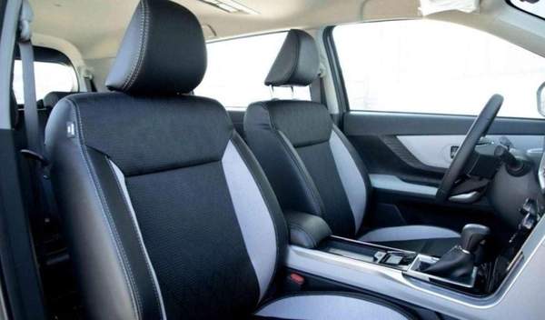 Toyota Veloz Toyota Veloz 2025 Toyota Veloz V 1.5 - Black inside Black