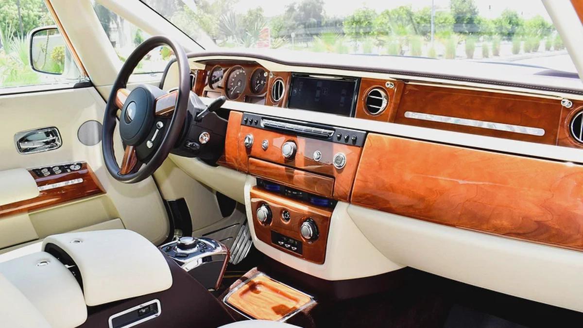 Rolls Royce Coupe 2016 - GCC - Brand New - Fully Loaded - Hard to find!-16-16