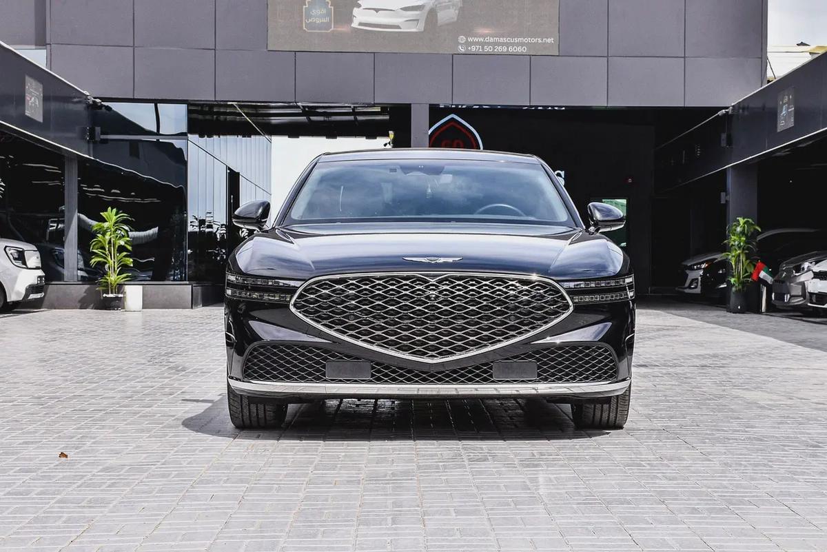 Genesis G90 Premium 2022 | Korean Specs | Clean Title | 48K KM | Black | جينسس G90 بريميوم 2022-1-1