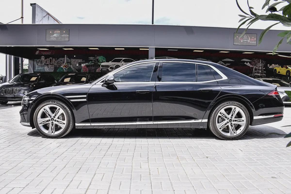 Genesis G90 Premium 2022 | Korean Specs | Clean Title | 48K KM | Black | جينسس G90 بريميوم 2022-3-3