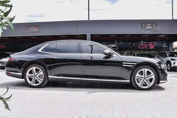 Genesis G90 Premium 2022 | Korean Specs | Clean Title | 48K KM | Black | جينسس G90 بريميوم 2022