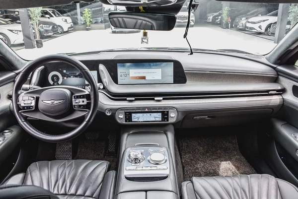 Genesis G90 Premium 2022 | Korean Specs | Clean Title | 48K KM | Black | جينسس G90 بريميوم 2022