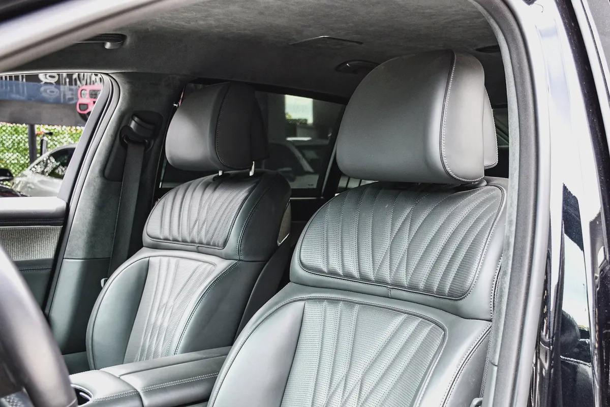 Genesis G90 Premium 2022 | Korean Specs | Clean Title | 48K KM | Black | جينسس G90 بريميوم 2022-16-16