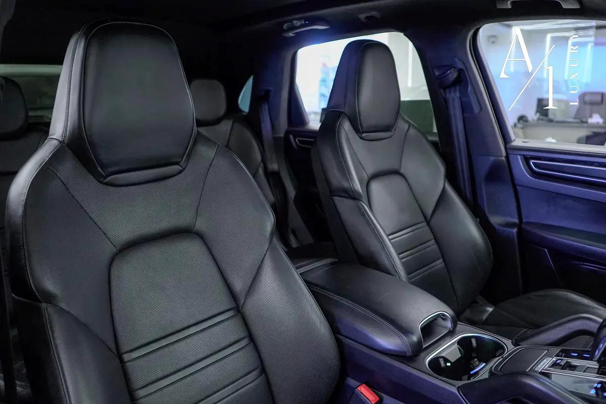 2021 Porsche Cayenne GTS, Excellent Condition, American Specs-3-3