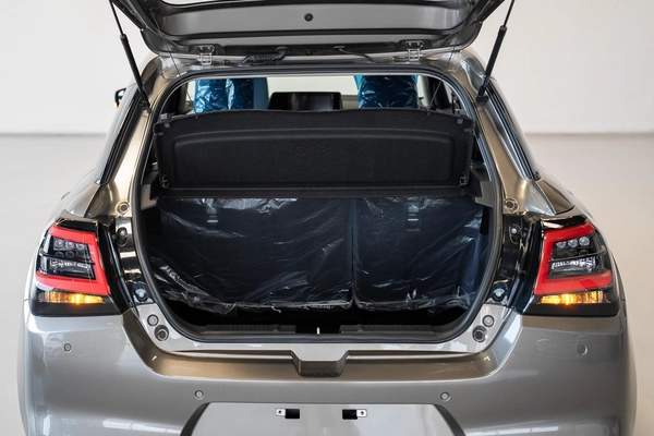 Suzuki Swift GLX 2026