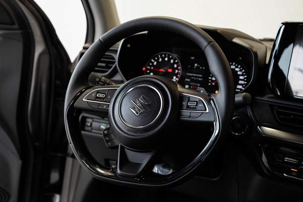 Suzuki Swift GLX 2026