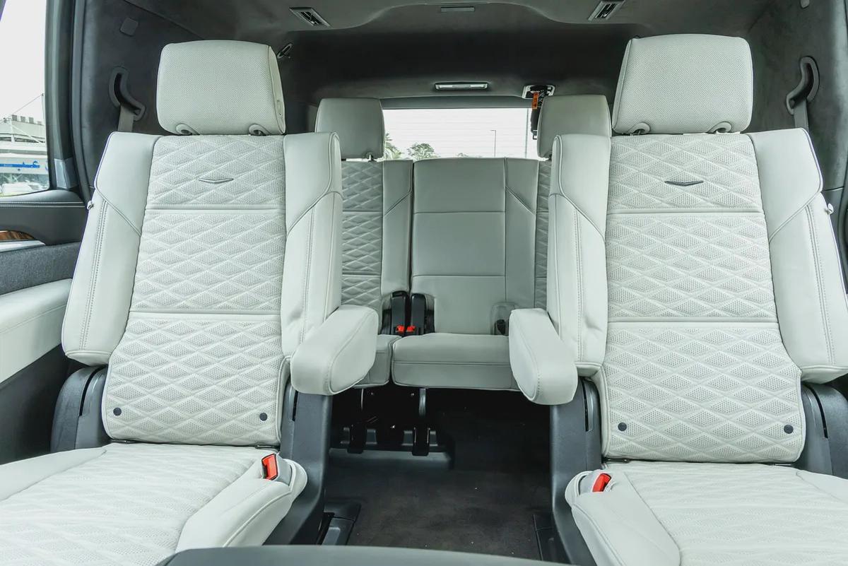 Cadillac Escalade Sport Platinum - 2025 Brand New (Export)-11-11