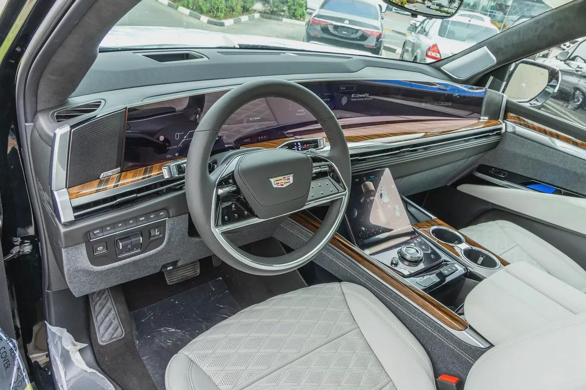 Cadillac Escalade Sport Platinum - 2025 Brand New (Export)-13-13