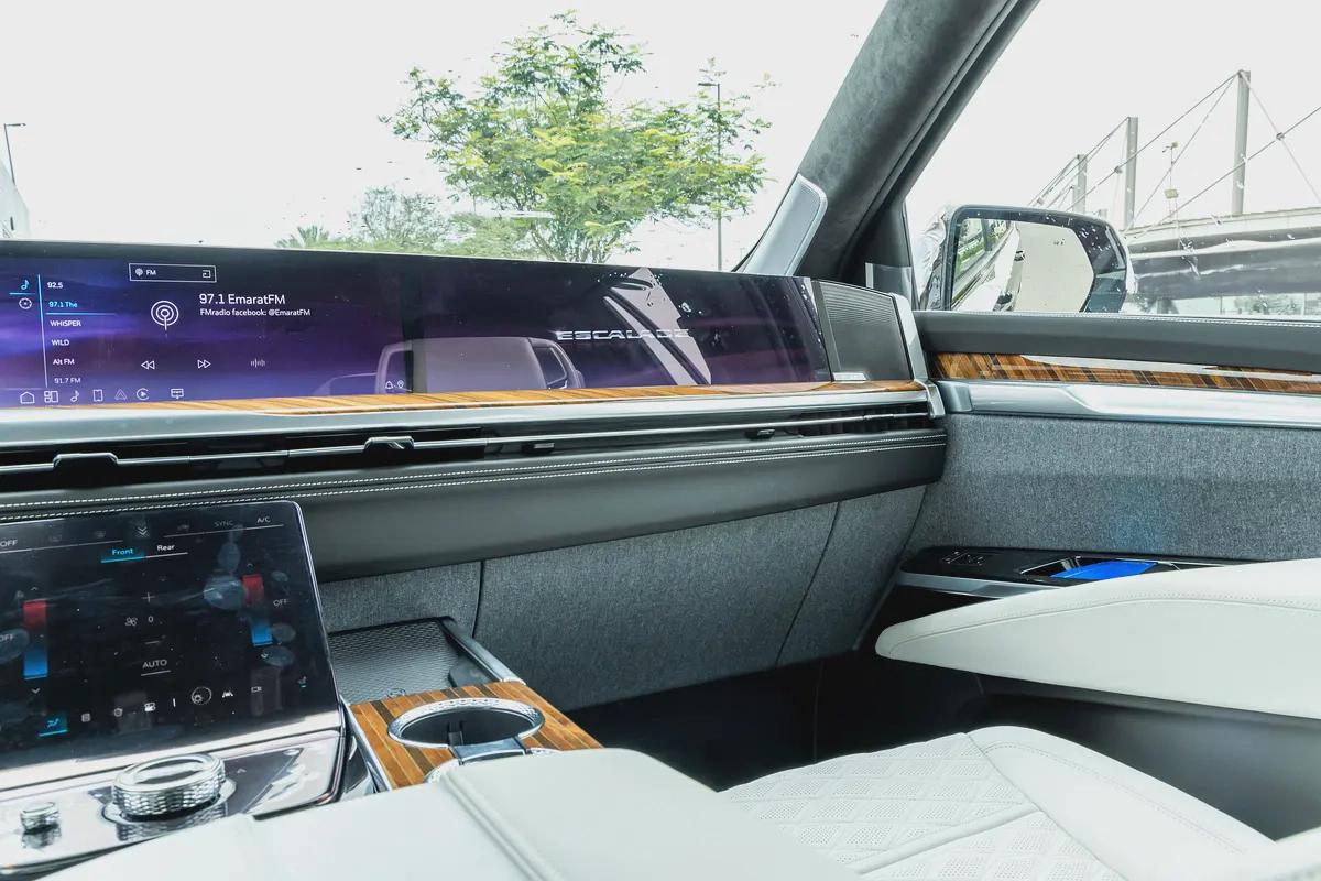 Cadillac Escalade Sport Platinum - 2025 Brand New (Export)-19-19