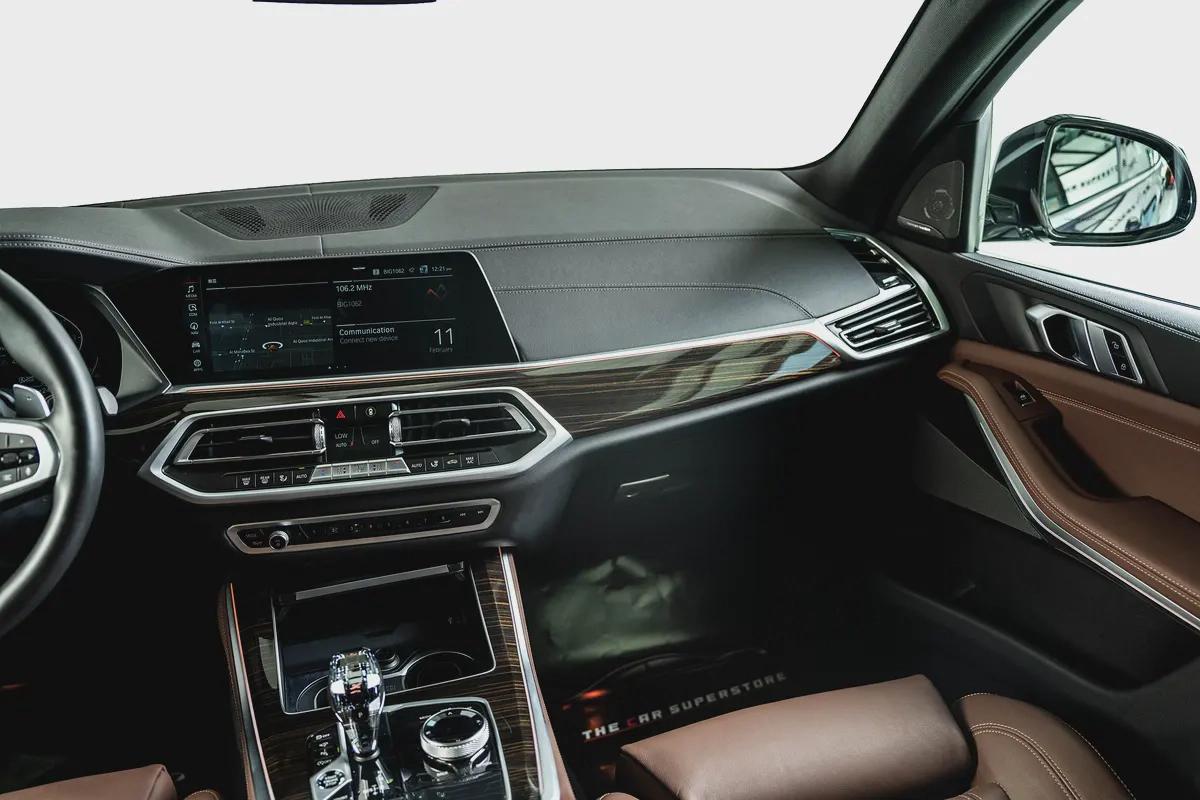 BMW X5 40i X-Drive-GCC-AGMC Full Service History-Warranty Service Contract Until June 2026-13-13