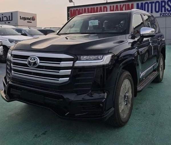 Toyota Land Cruiser VXR 4.0L 2026 MODEL FULL OPTION