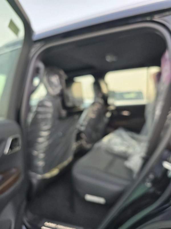 Toyota Land Cruiser VXR 4.0L 2026 MODEL FULL OPTION