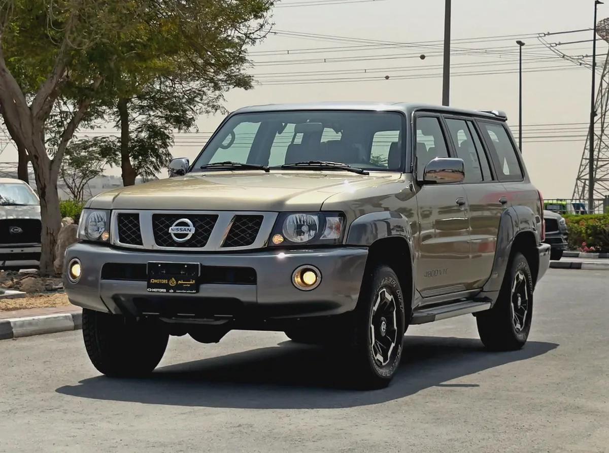 2022 Nissan Patrol Super Safari, GCC Specifications-0-0