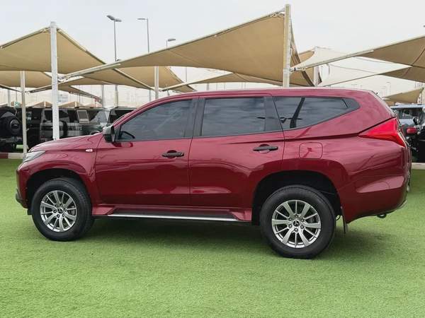 Mitsubishi Montero Sport -GLS -2WD -2017 -GCC Specs - FREE ACCIDENT-ORIGINAL PAINT—LOW MILAGE