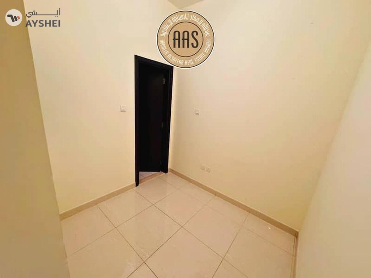 SPACIOUS 3BHK+MAID || READY TO MOVE || PARKING || NEAR TO METRO-10-10