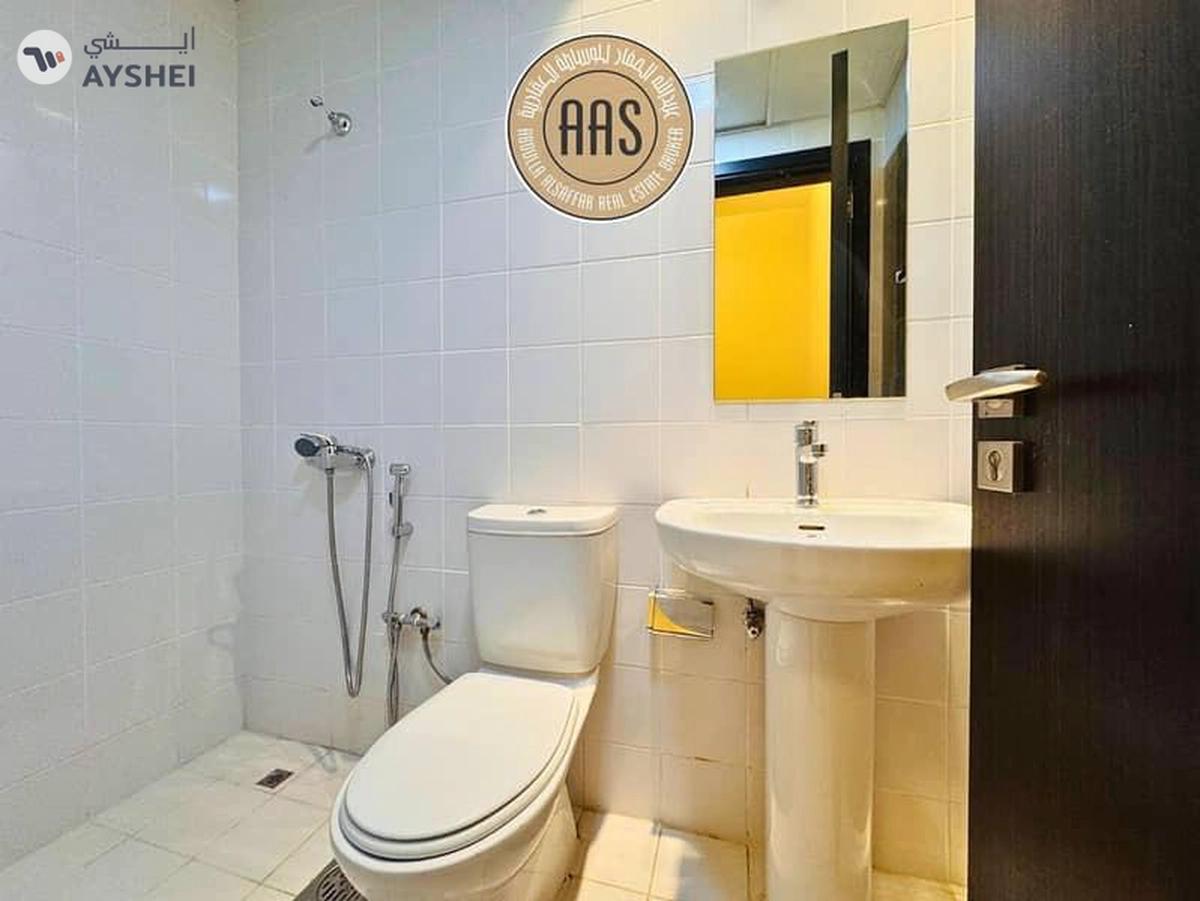 SPACIOUS 3BHK+MAID || READY TO MOVE || PARKING || NEAR TO METRO-11-11