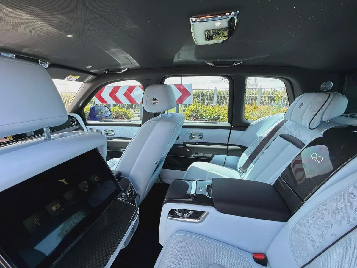 **2025**GCC SPEC NEAT AND CLEAN LESS KM-12-12