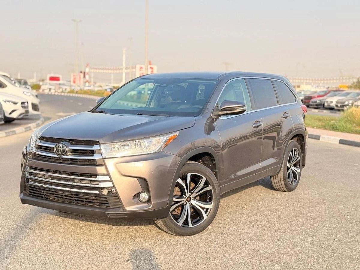 Toyota Highlander LE 3.5 L 2020 model-11-11