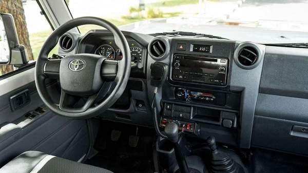 Toyota Land Cruiser 70 TOYOTA LAND CRUISER LC78 4.2L AMBULANCE MY2025