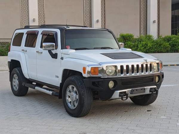 Hummer H3 2006 GCC Premium Condition With Leather seats Navigation Low Km Perfect Family Suv